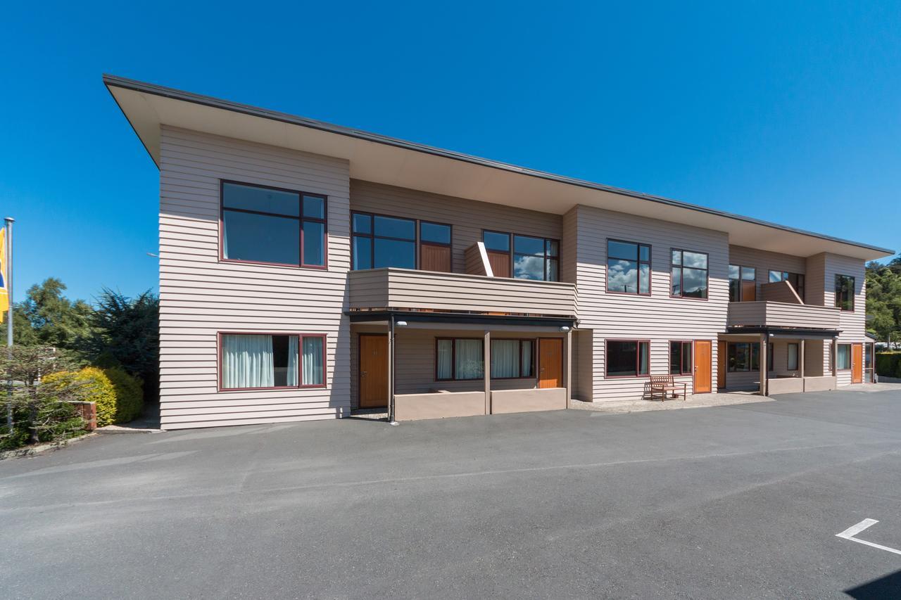 דנידין Aaron Lodge Holiday Park מראה חיצוני תמונה