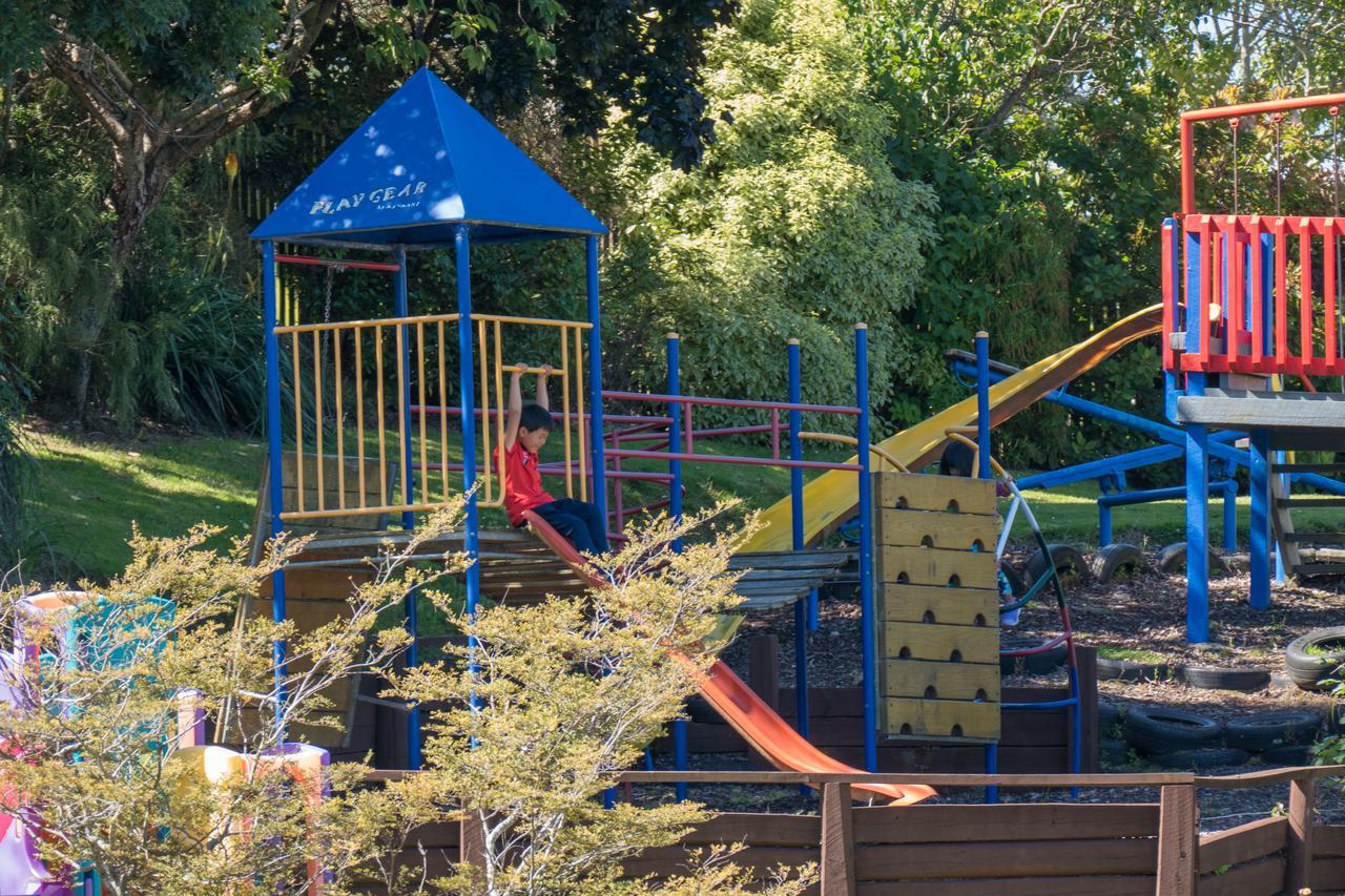 דנידין Aaron Lodge Holiday Park מראה חיצוני תמונה