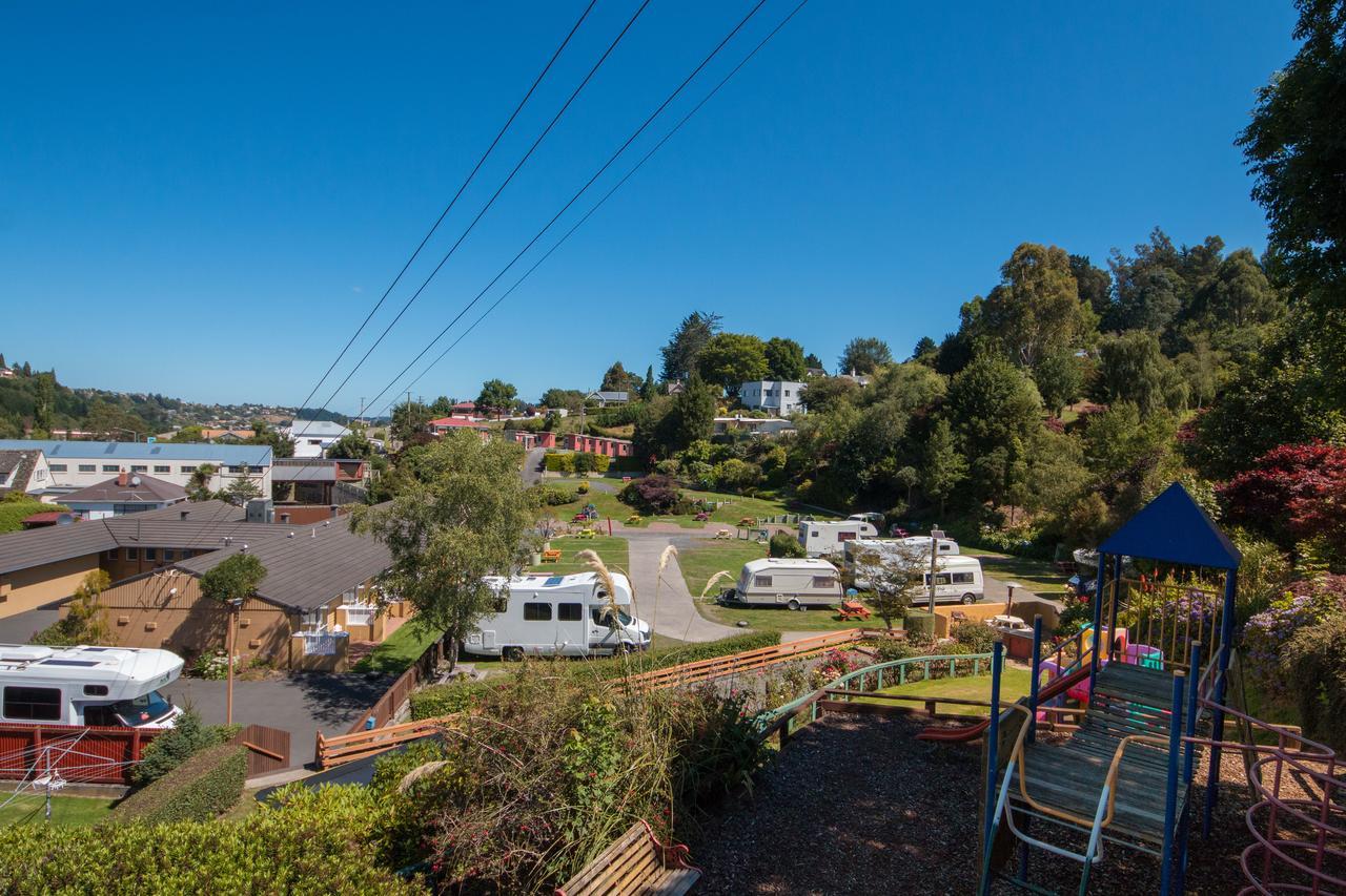 דנידין Aaron Lodge Holiday Park מראה חיצוני תמונה