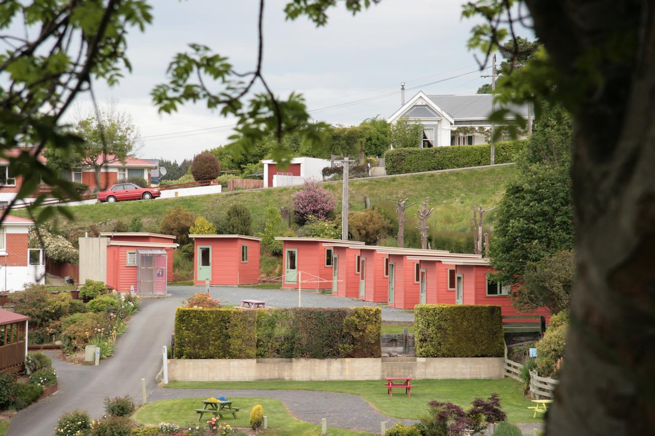 דנידין Aaron Lodge Holiday Park מראה חיצוני תמונה